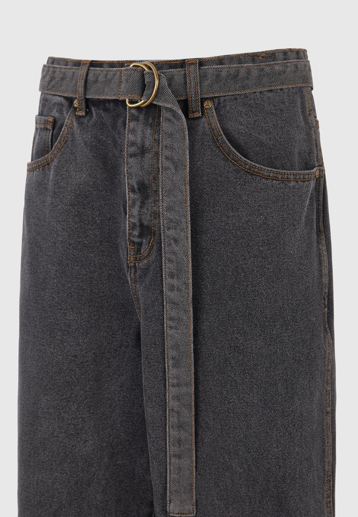 wide-leg-belted-jeans-black-wash