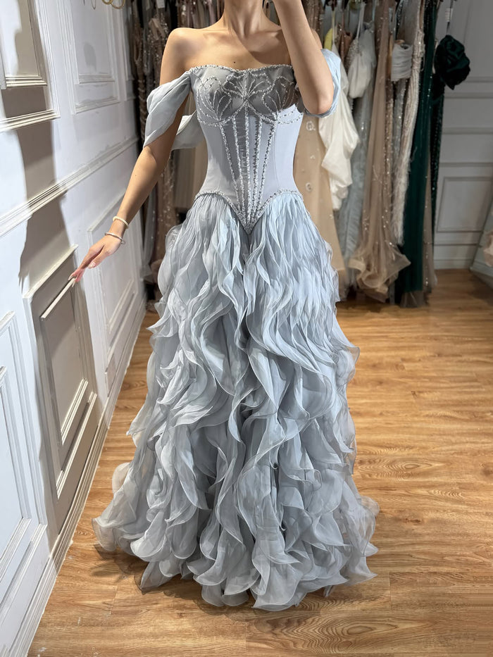 gray / 2