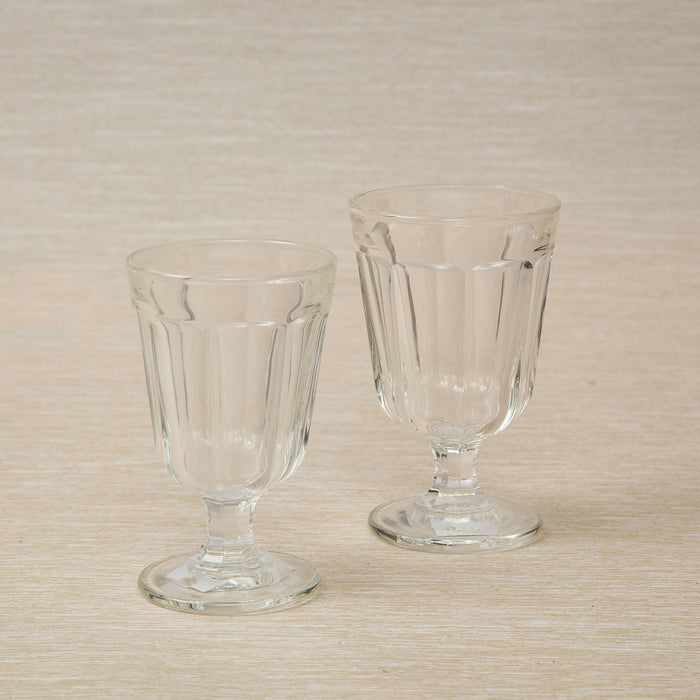 Anjou pattern wine glass
