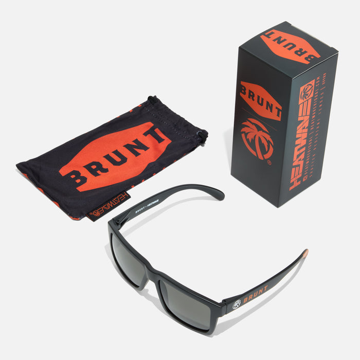View 2 BRUNT x heatwave Z87 sunglasses in black * 0