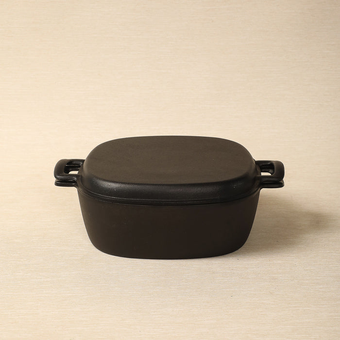 Cast Iron Pot with lid