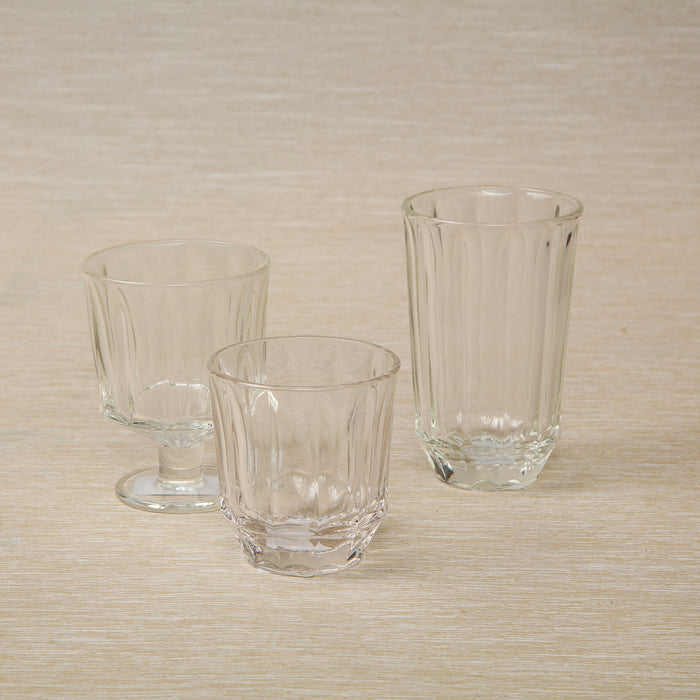 City pattern wine glass