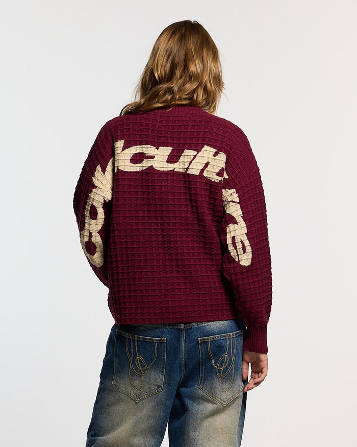 CRUNCHY WAFFLE KNIT BURGUNDY - burgundy waffle knit sweater, back view on female model - Cold Culture #woman