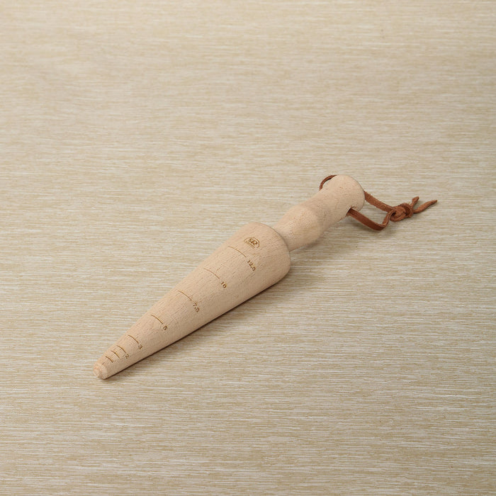 Garden dibber