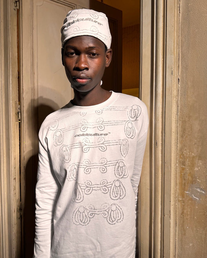 KNOTTING HILL LONGSLEEVE WHITE - white embroidered longsleeve tee, street style shot - Cold Culture