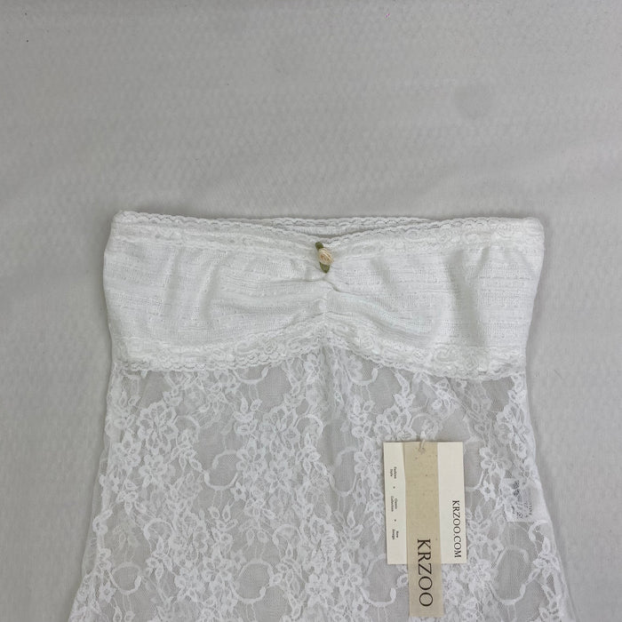 Lace strapless lace-up top with ruffled neckline