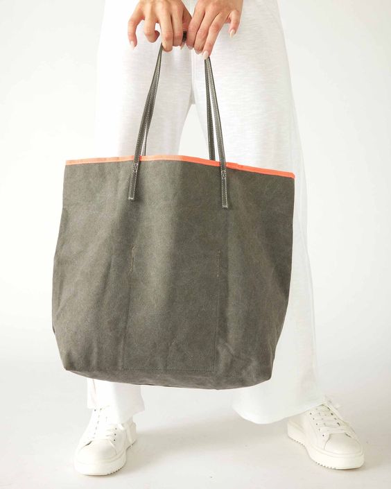 Le Canvas Tote - Charcoal Grey - Mer Sea - Hank & Sylvie's