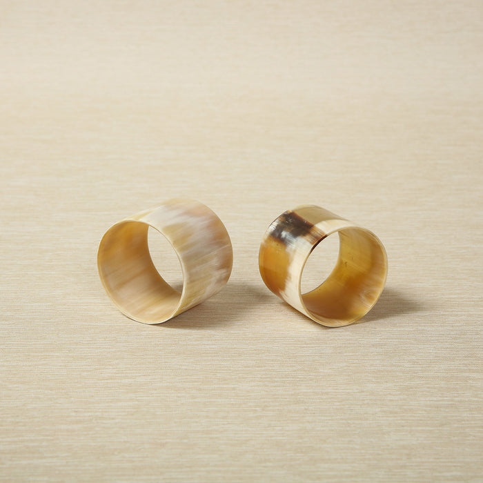 Light horn round napkin ring