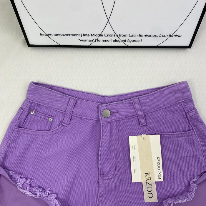 Low-waist denim shorts with exposed pockets