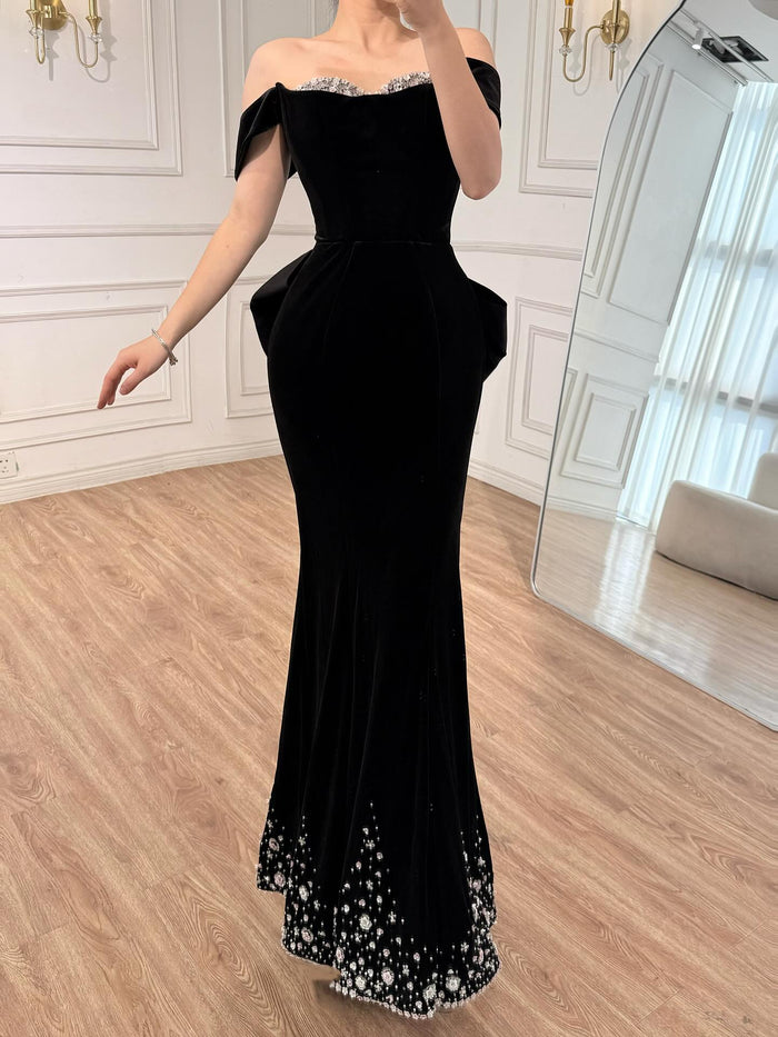 Luxury Black Off Shoulder Mermaid Evening Dress with Bow LA73581
