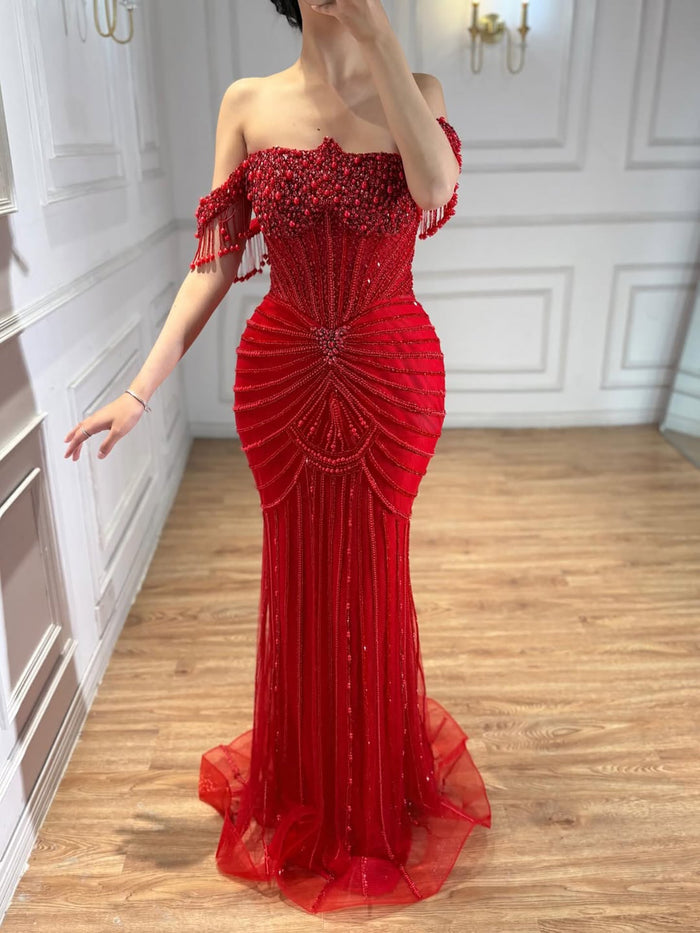 Red / 4