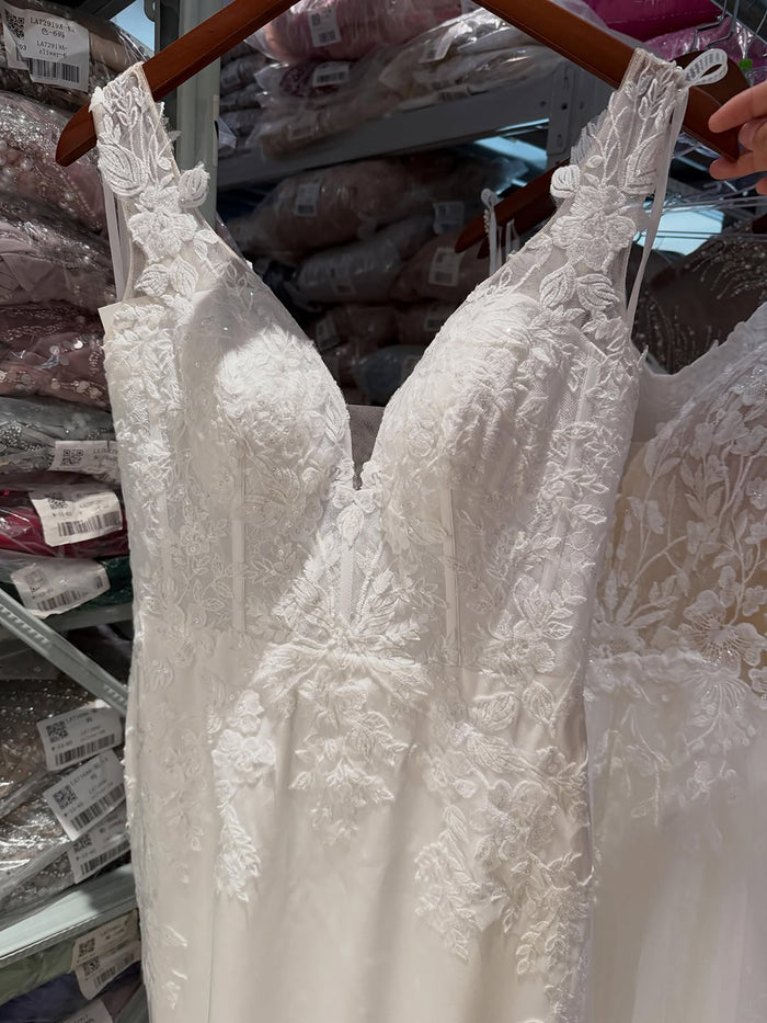 Luxury White V Neck See Through Lace Mermaid Dress LA73690 SERENE HILL