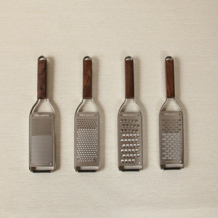 Master series extra coarse grater with wood handle