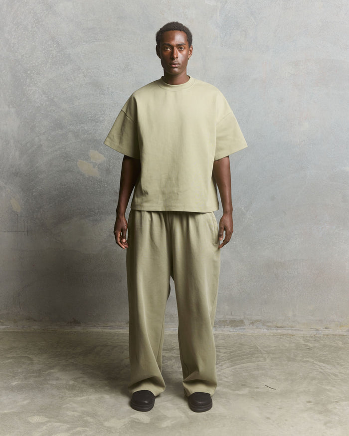 Nothing 400 Wide Leg Sweatpants | Moss