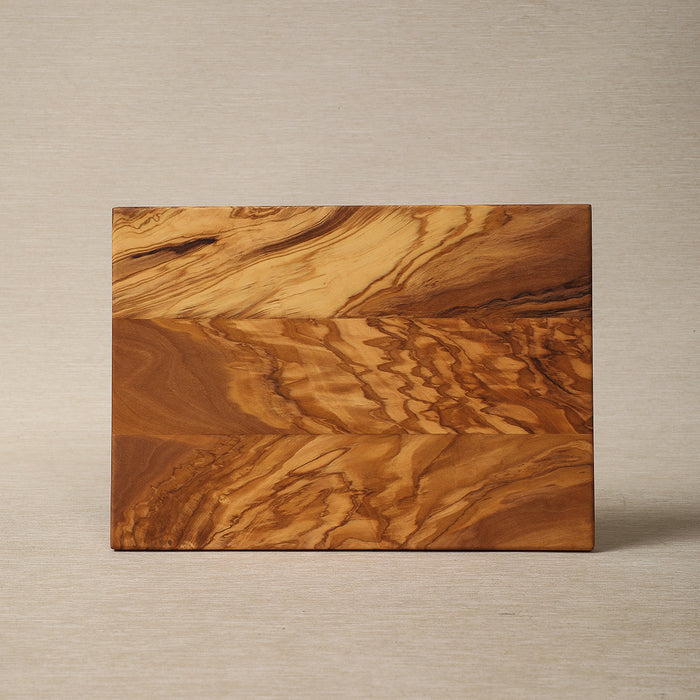Olive wood cutting board