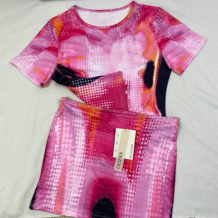 Printed short T-shirt and fitted short skirt set
