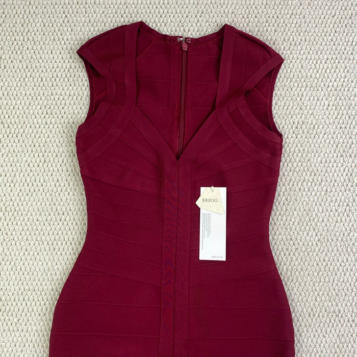 Red wine-colored tight V-neck low-cut dress