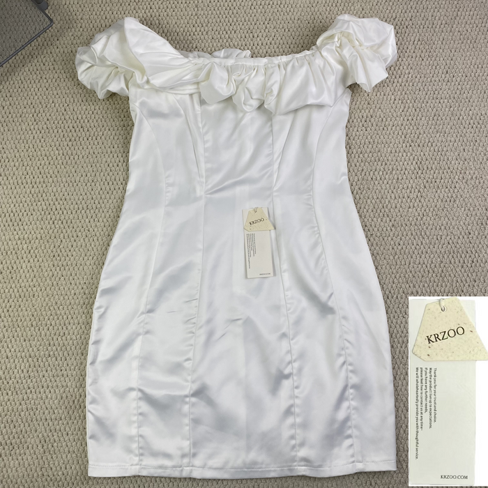 Ruffled-edge one-shoulder dress