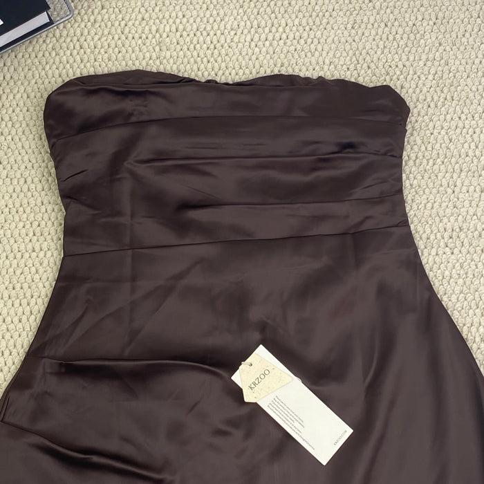 Ruffled waist-hugging off-the-shoulder dress