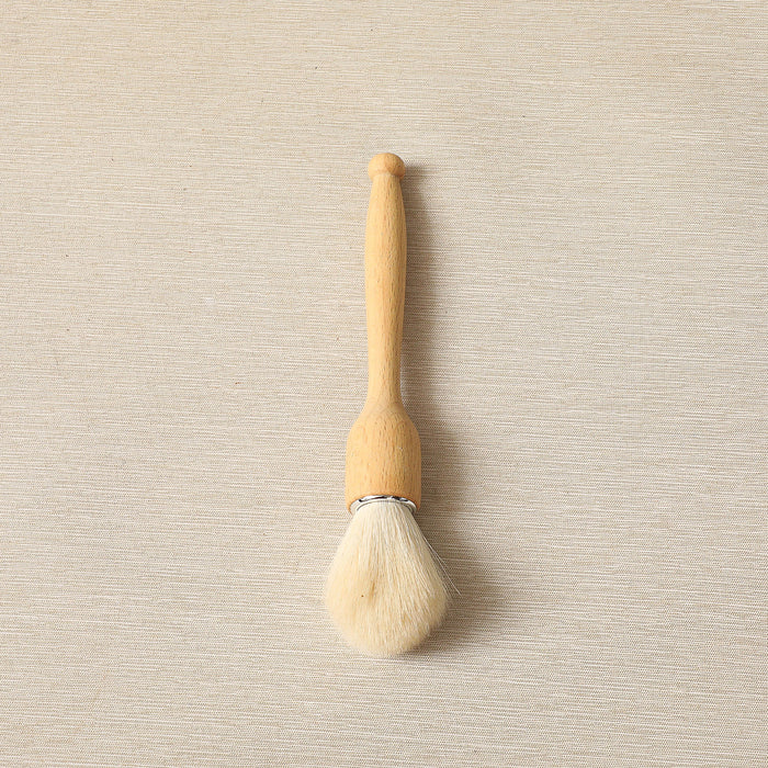 Sensitive goat hair dust brush