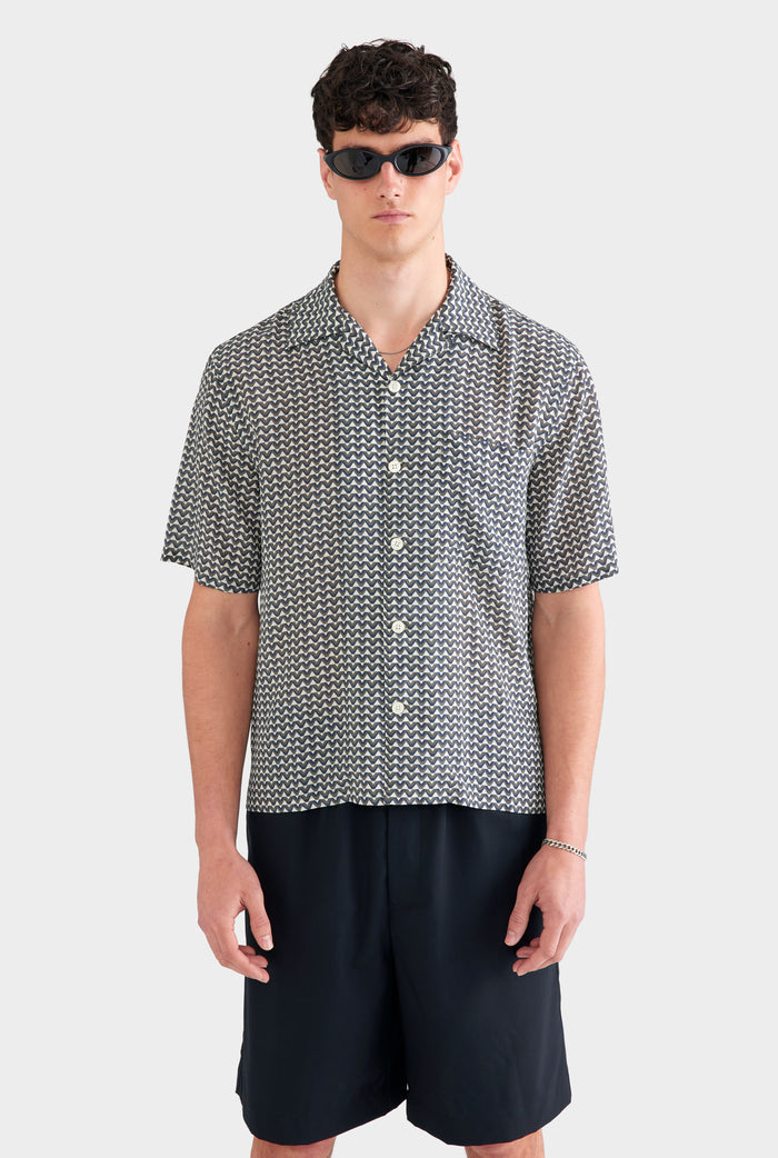 Short Sleeve Silk Camp Collar Shirt - Cream/Navy/Brown V Monogram