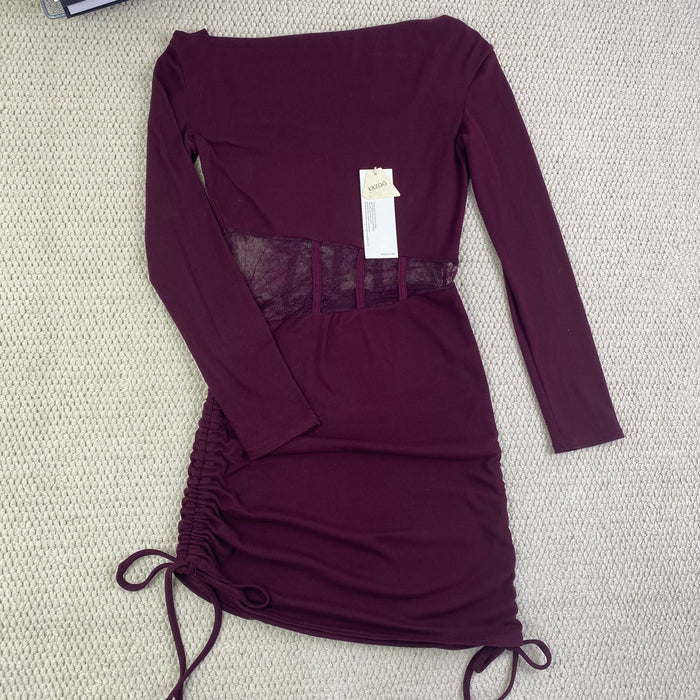 Slightly belted lace plaid dress