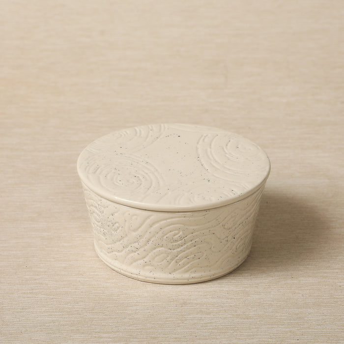 Song-Chesa Round Box in Shell Glaze