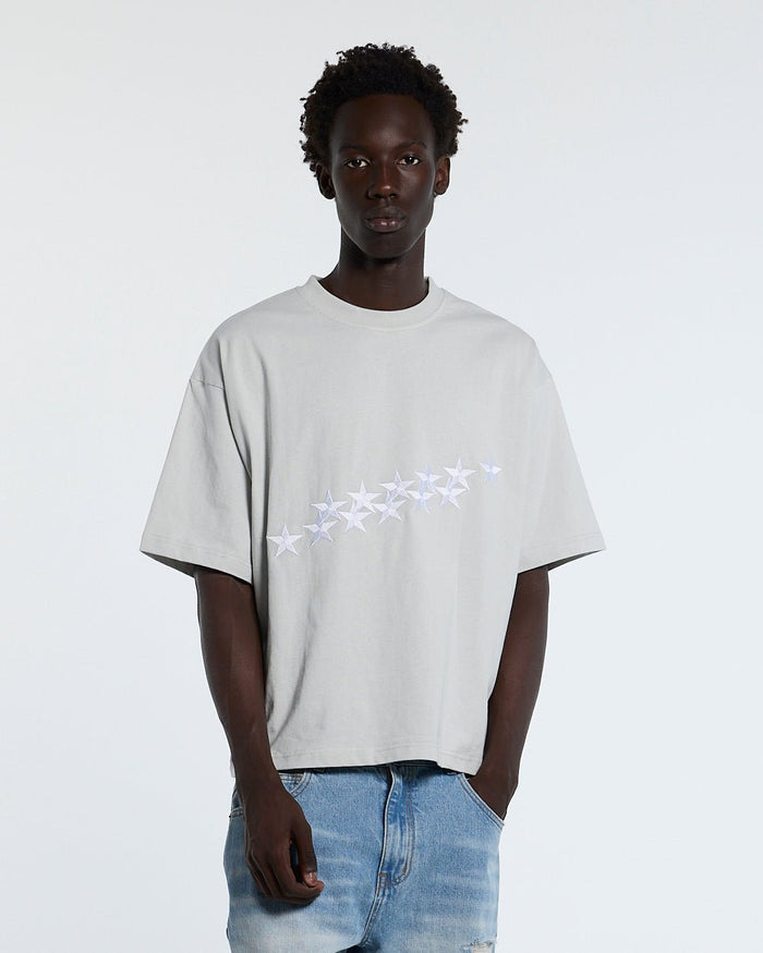 STARS TEE PALE GREY - pale grey oversized tee, front view on male model - Cold Culture