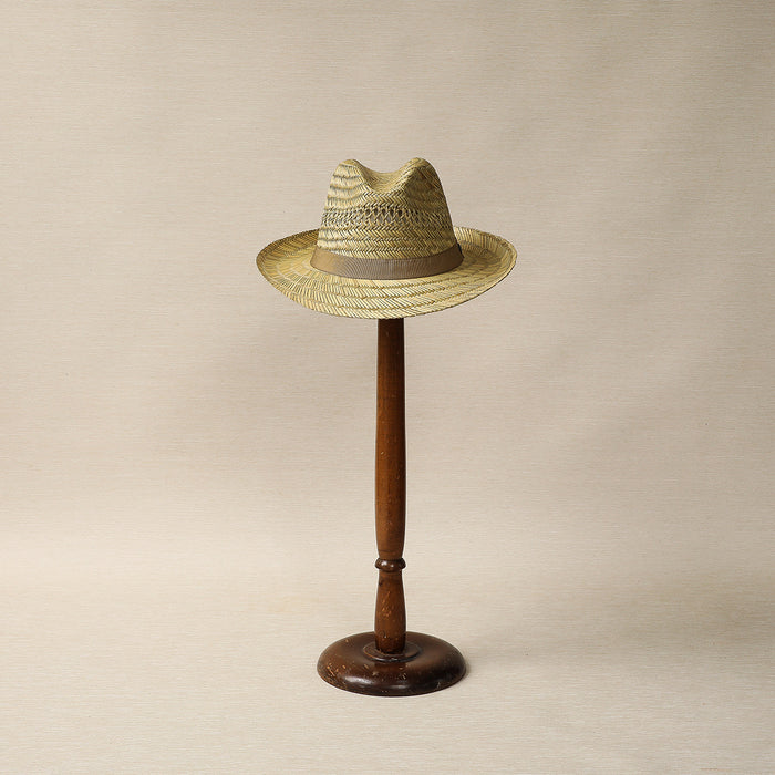 Straw traveler hat