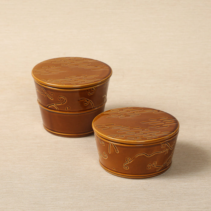 Yara-Taio box in Honey Glaze
