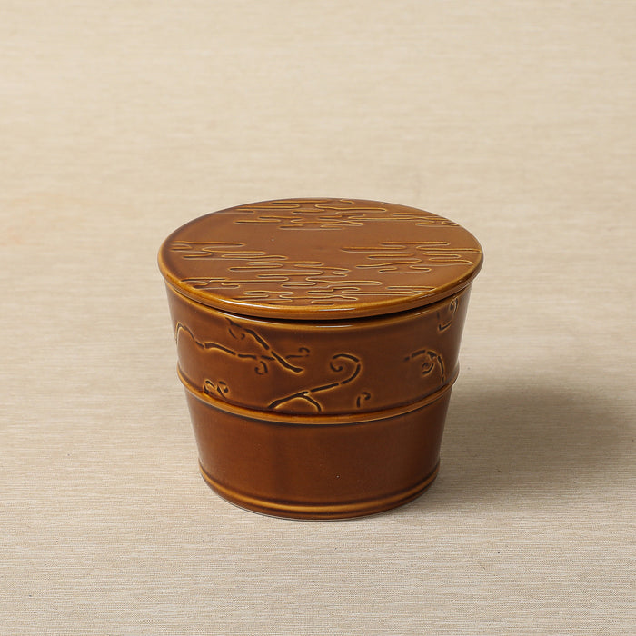 Yara-Taio box in Honey Glaze