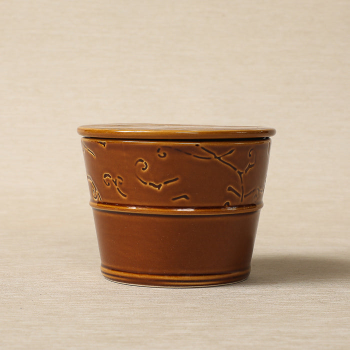 Yara-Taio box in Honey Glaze