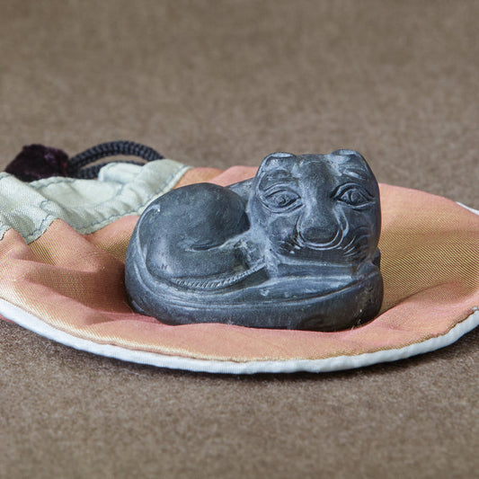 Ying "Clever" dragon in grey blue stone