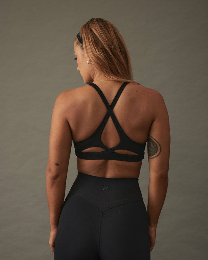 YK Move Cloud Cross Back Bra | Black