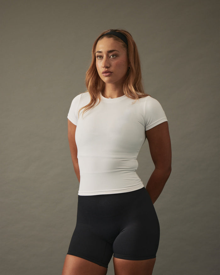 YK Move Cloud Short Sleeve | White