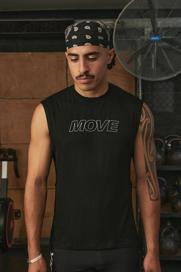 YK Move Flow Tank | Black